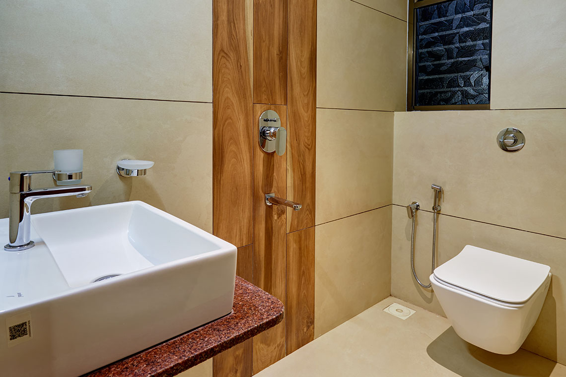 Executive Room near Kolhapur Railway Station