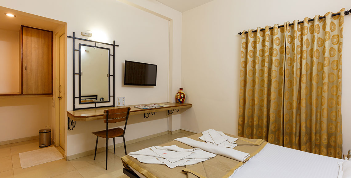 Deluxe Room Near Railway station kolhapur